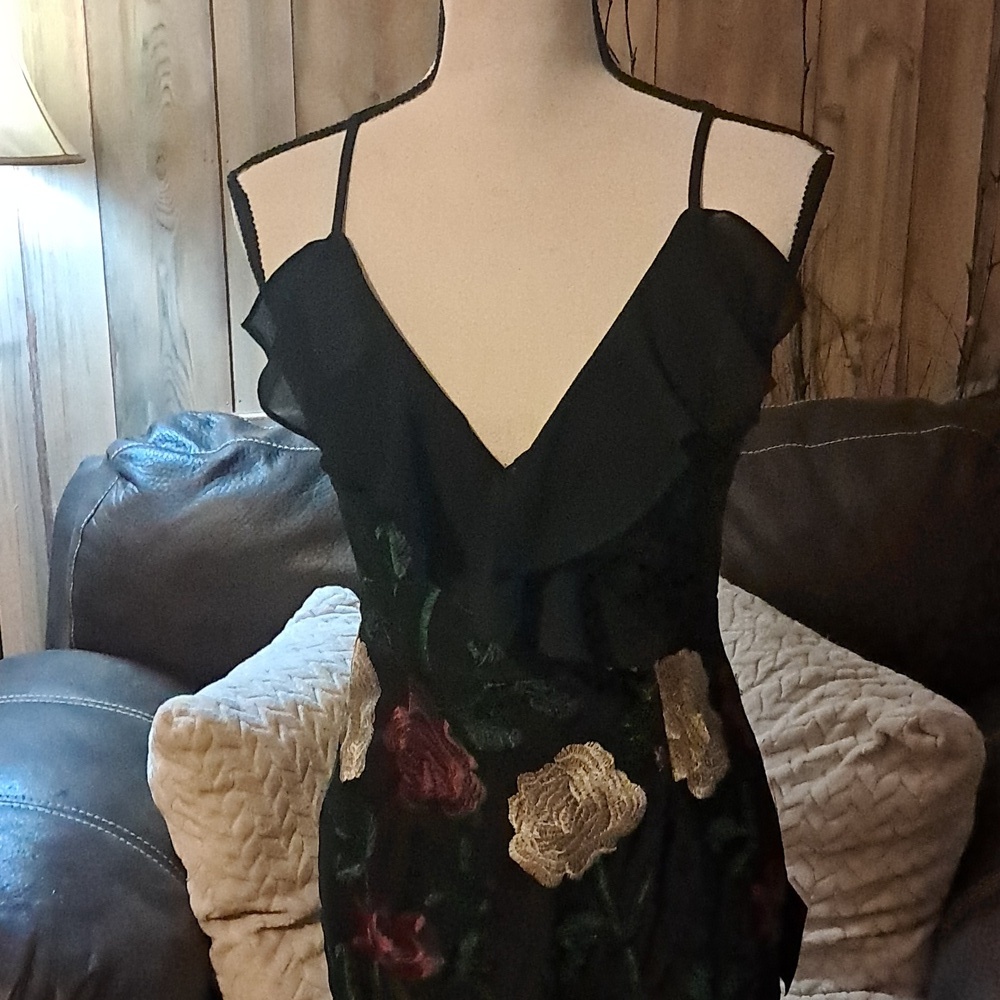 Lulu's True to Heart Black Floral Embroidered Maxi Dress Size S Mermaid Ruffled - Picture 6 of 12